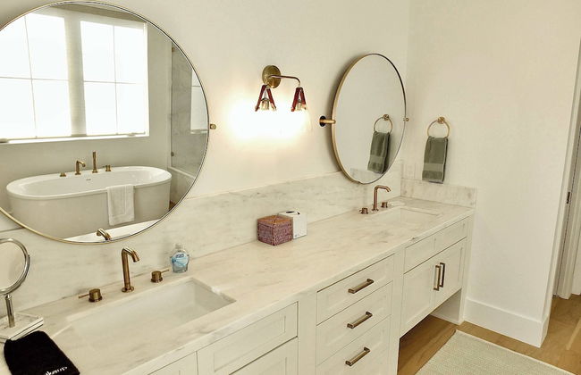 Beach Paradise Stunning 3-story in Long Beach! - Foto 28