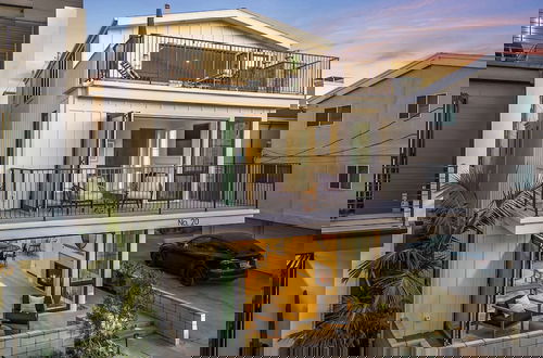 Photo 43 - Beach Paradise Stunning 3-story in Long Beach!