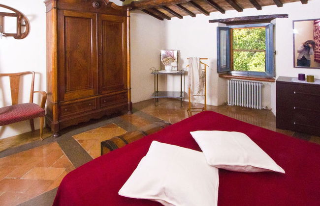 Romantic Countryside Getaway - Photo 3