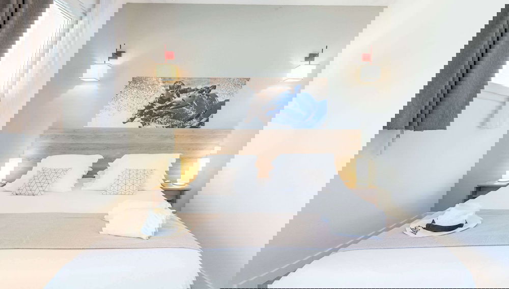 Primary image