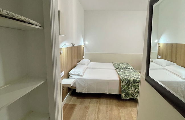 Apartamentos Mayor Centro - Photo 35