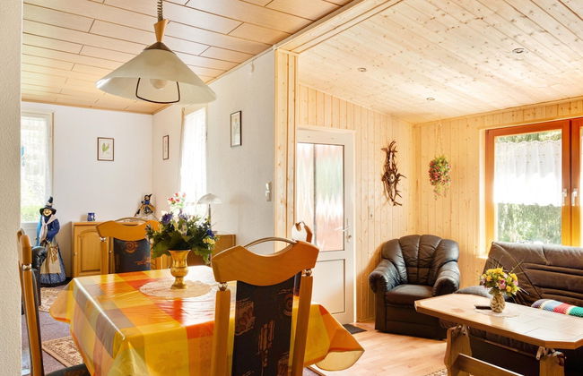 Holiday Home With Large Garden and Terrace - Foto 9