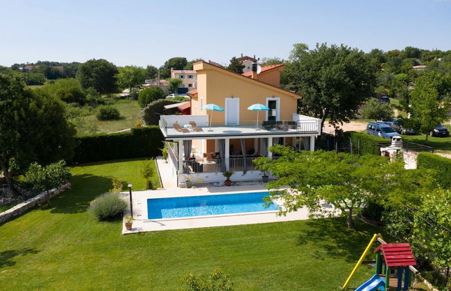 Exquisite Secluded Villa With Pool - Foto 41