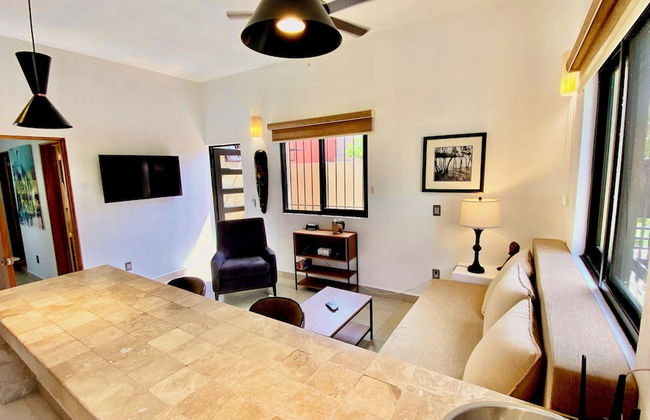 1 Bedroom Guest House - Walk to Everything - Roof Patio - Gym - Pickleball Court - Foto 36