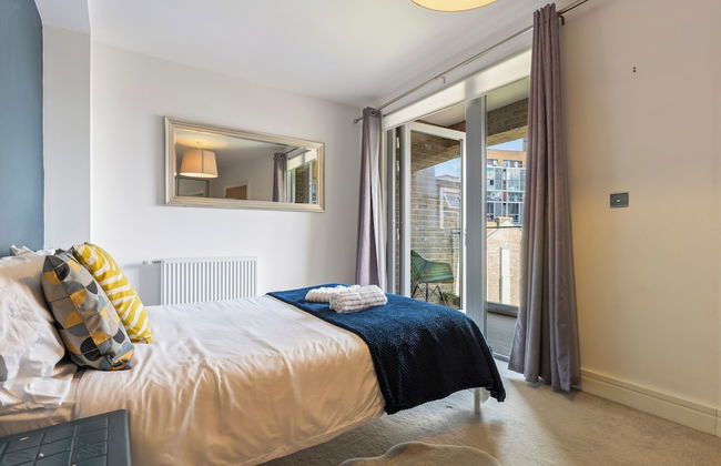 Kingsland High Street Apartment - Photo 5