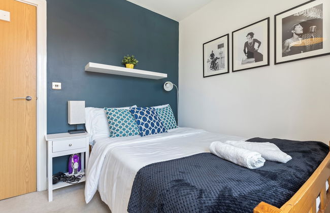 Kingsland High Street Apartment - Photo 4