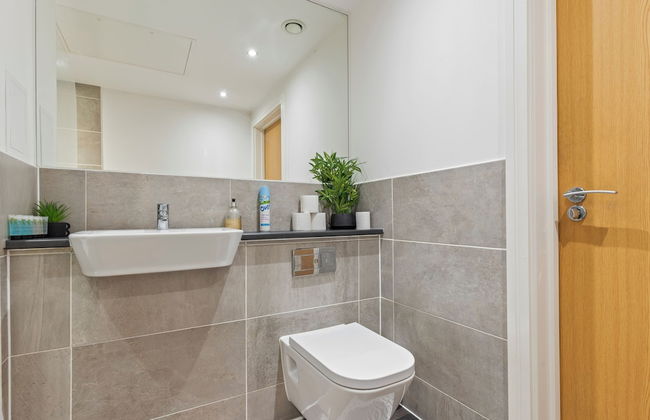 Kingsland High Street Apartment - Photo 14