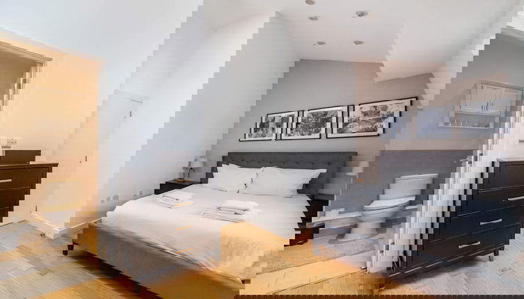 Foto 1 - Luxury Chelsea Apartment