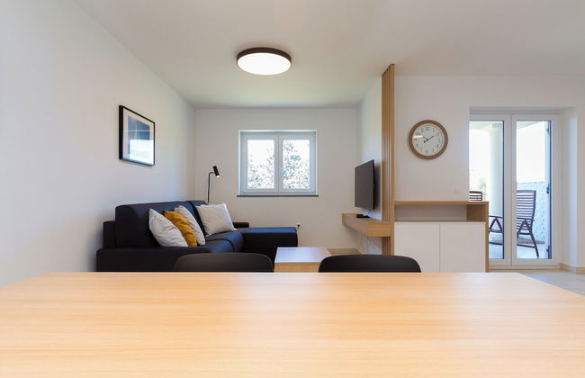 Premium Sea Side Marina Apartment 310 - Photo 11