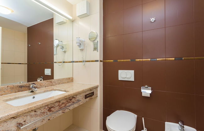 Premium Sea Side Marina Apartment 310 - Photo 24
