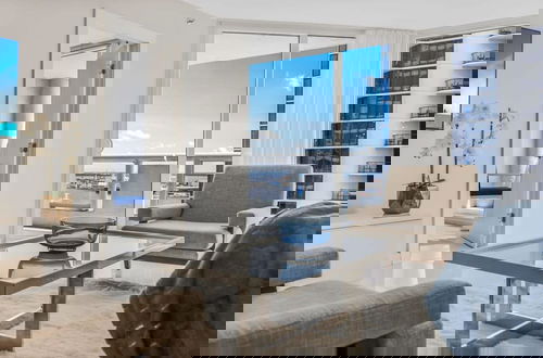 Foto 8 - Azure Skies High Floor