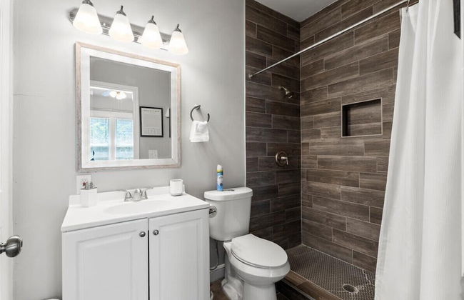 Charming 1BR Sanctuary w/ FREE Parking - Foto 14
