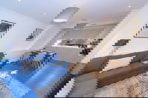 Foto 3 - Modern, Luxurious 1BR Flat- Heart of Covent Garden