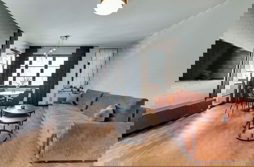 Foto 5 - Doki Living - Foodhall & Parking by Downtown Apartments