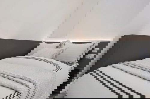 Photo 11 - For Students Only Chic Studios and Ensuites at Chapter Highbury II in London