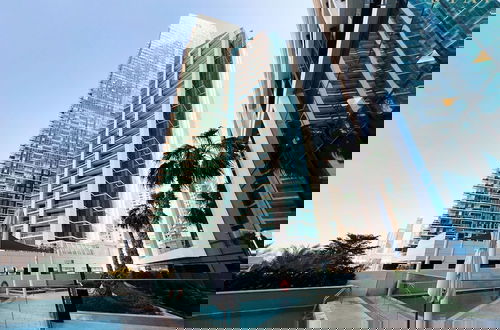 Foto 36 - Address JBR Elegant 2BR w Beach Access