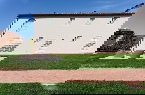 Photo 29 - Modern Apartment in Agliana With Shared Garden