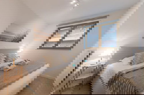 Foto 49 - Bright Apartment in Sky Garden With Terrace