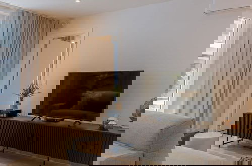 Foto 11 - Cozy Ground-floor Apartment With Spacious Terrace
