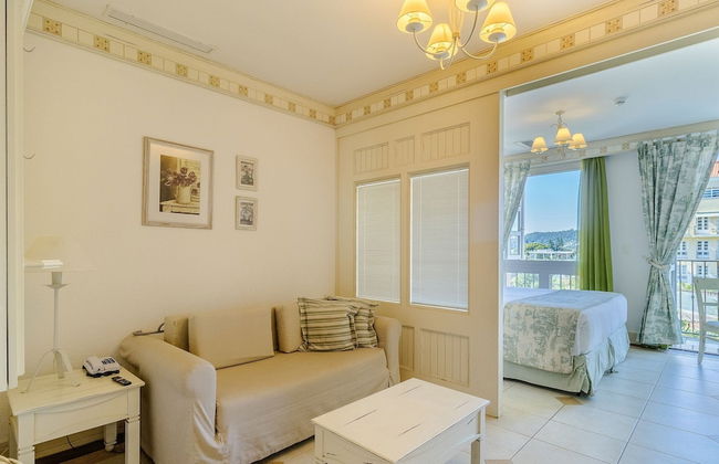 Confortáveis Studios no IL Campanario Resort ILCJR - Foto 13