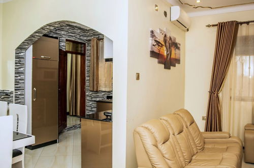 Photo 6 - Beautiful 2-bedroom Apartment in Entebbe