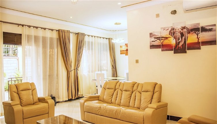 Photo 1 - Beautiful 2-bedroom Apartment in Entebbe