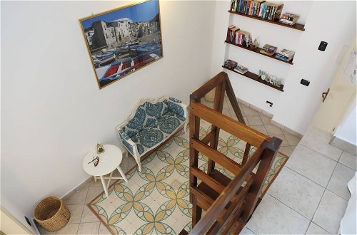 Photo 10 - Central Apartment With Balcony