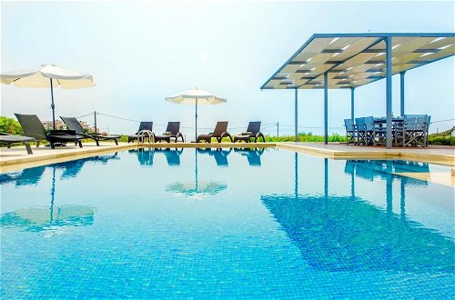 Foto 10 - Luxury Villa Stella With Private Swimming Pool