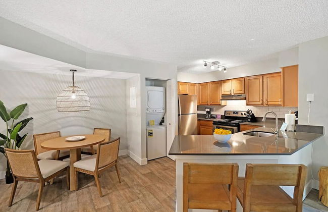 Dharma Home Suites Dania Beach at Sheridan Ocean Club - Foto 13