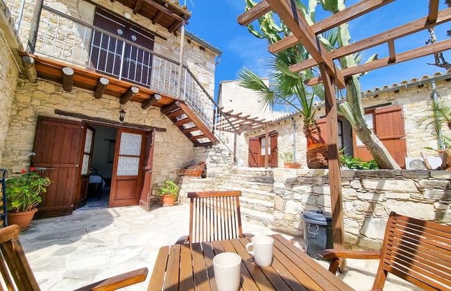 Aphrodite's Pool Retreat - Photo 17