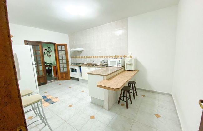 Casa confortável com churrasqueira na Granja Viana - Foto 11