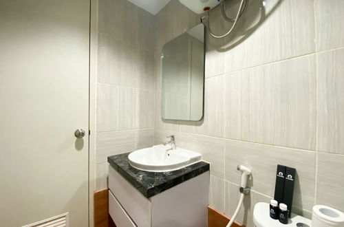 Photo 14 - Simply Look And Comfort 1Br Vasanta Innopark Apartment