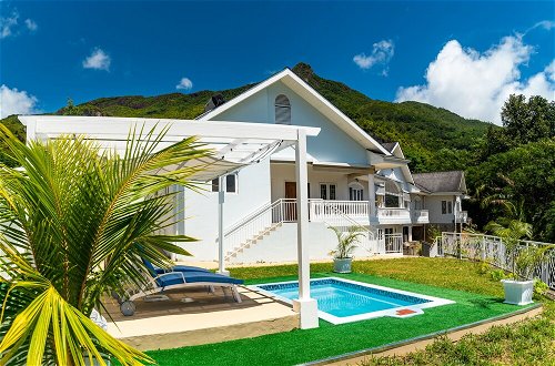 Foto 21 - Luxurious 2-bed Villa in Bel Ombre Mahe Seychelles