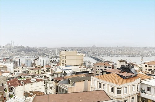 Foto 5 - Cozy 1 1 Flat With Sea View in Beyoglu