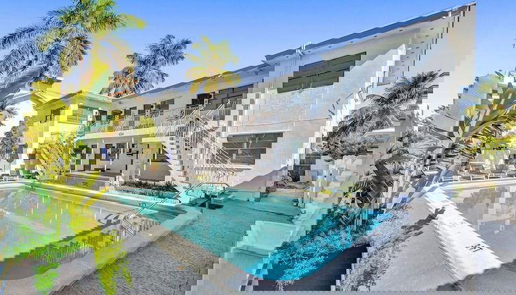 Foto 1 - Waves on Desoto 1 bed Pool View 6