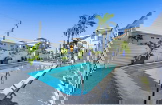 Photo 2 - Waves on Desoto Lovely Studio 2