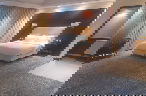 Photo 6 - Arjan Almutamyezah Hotel