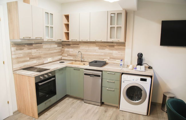 Corner House - Photo 39