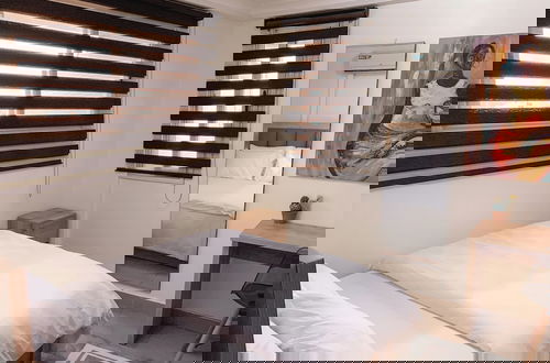 Photo 3 - Sky Suites Labone