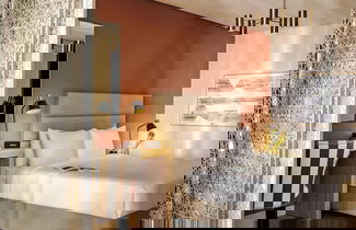 Foto 25 - Sonder by Marriott Bonvoy JBR The Walk Apartments