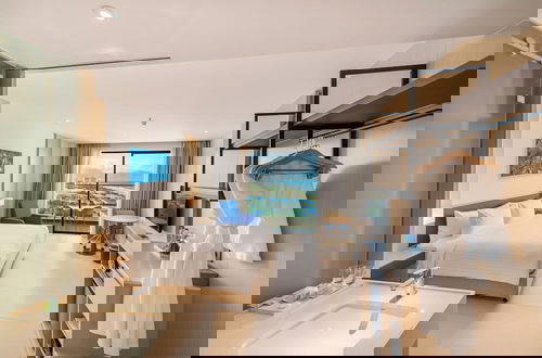 Foto 10 - Arena Cam Ranh Beachfront Condotel