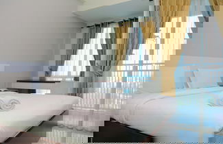 Foto 3 - Modern And Comfy Studio At Grand Dhika City Apartment