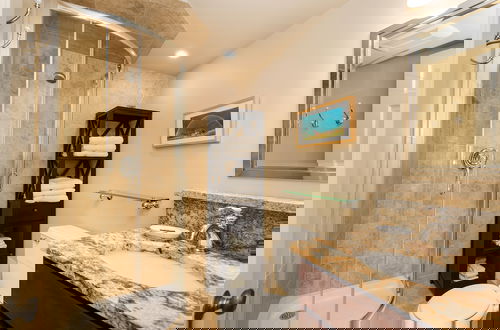 Foto 54 - Fifth Avenue Condominiums by Frias