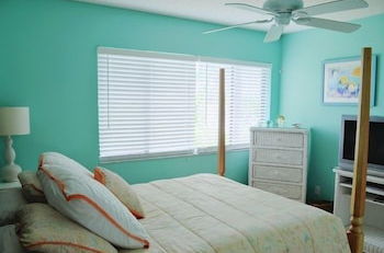 Foto 5 - Westbay Point Moorings 274 3 Bedroom Condo by RedAwning