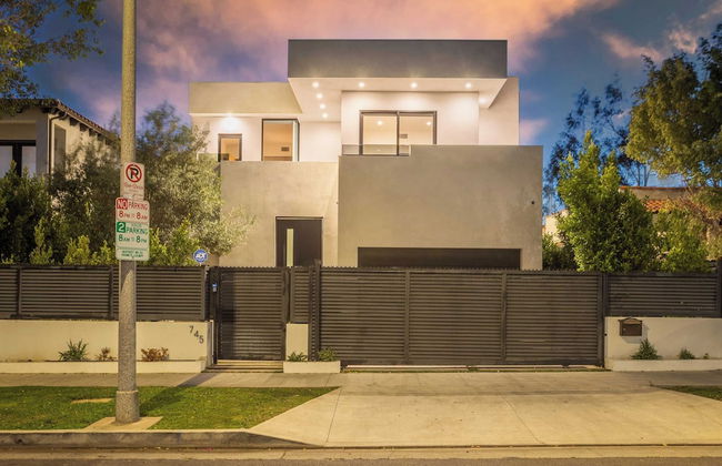 Luxe Weho Villa, Walk to Melrose Ave, Pool + Hot Tub North Vista by Avantstay - Foto 54