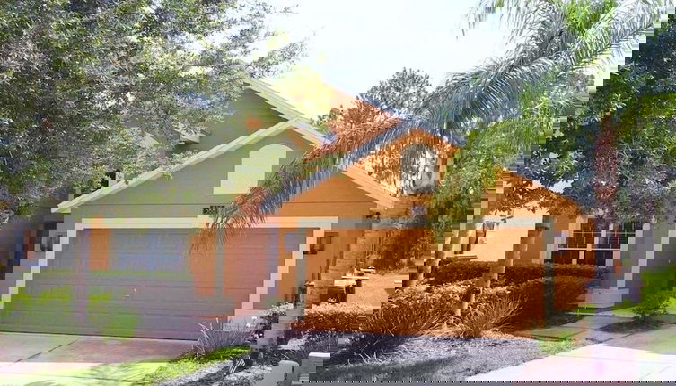 Foto 1 - Great Privacy By Pool- Pool Home With Game Room 4 Bedroom Home by RedAwning