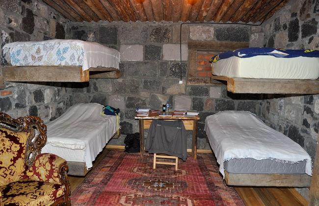 Doğunun Taş Evleri - Photo 10