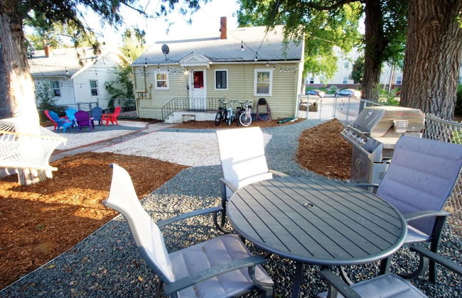 Beautiful Bungalow Next to Unc-free Cruiser Bikes! - Photo 19