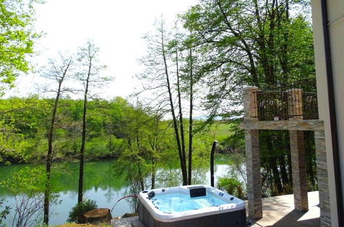 Photo 10 - House Kolpa Paradise Whirlpool And Sauna