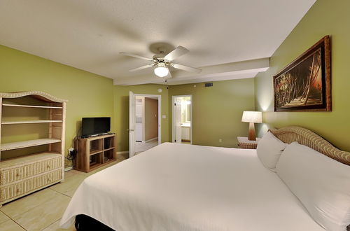 Photo 2 - Emerald Towers West by Southern Vacation Rentals